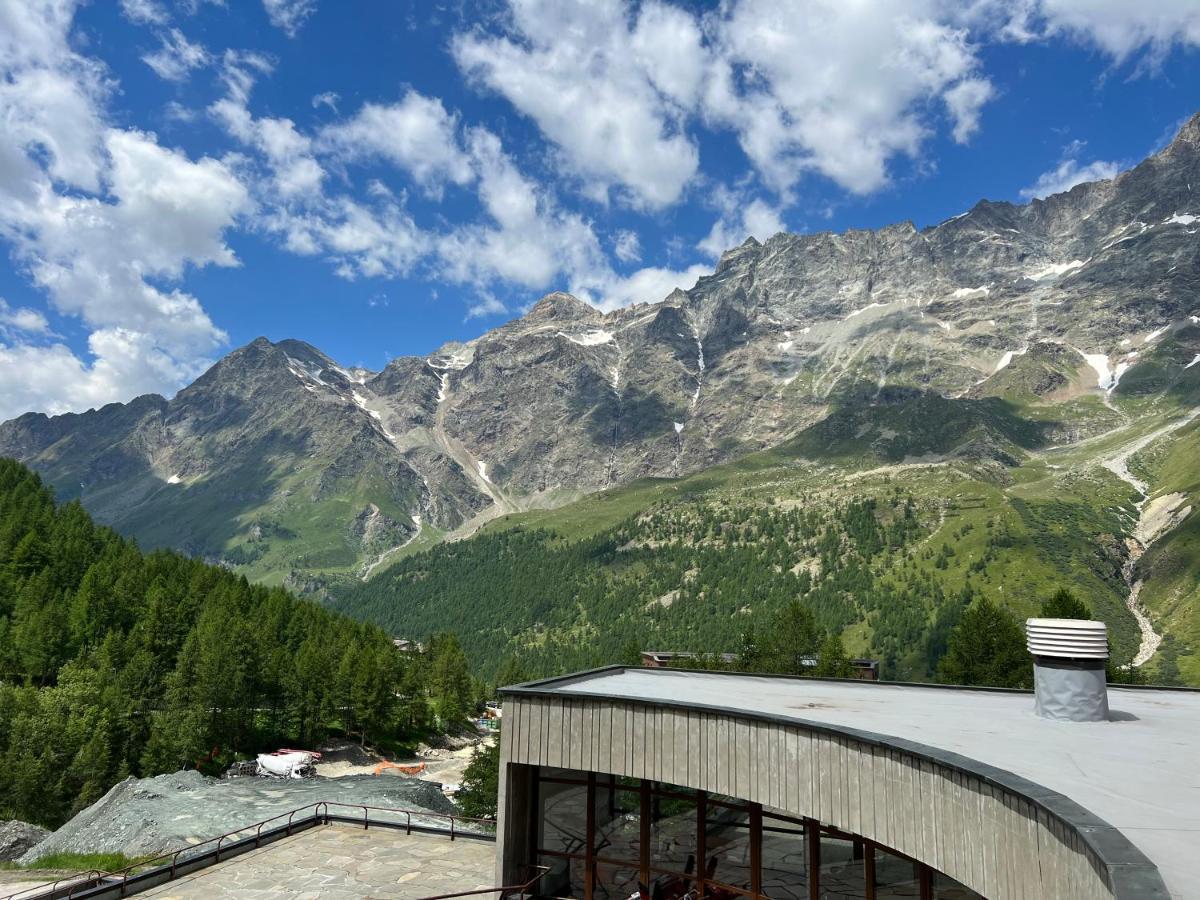 Appartamento I Dadi Cervinia 布勒伊-切尔维尼亚 外观 照片